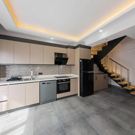 Dorado No 15 Family Suite, Pool View 8 People