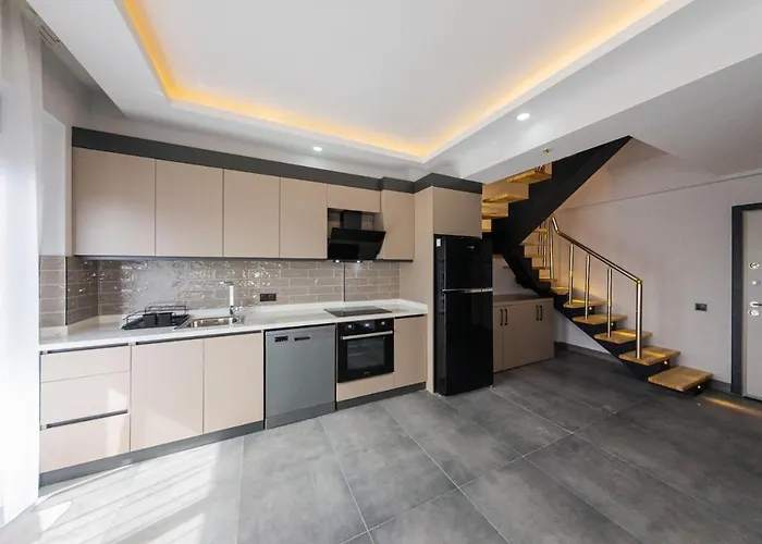 Dorado No 15 Family Suite, Pool View 8 People